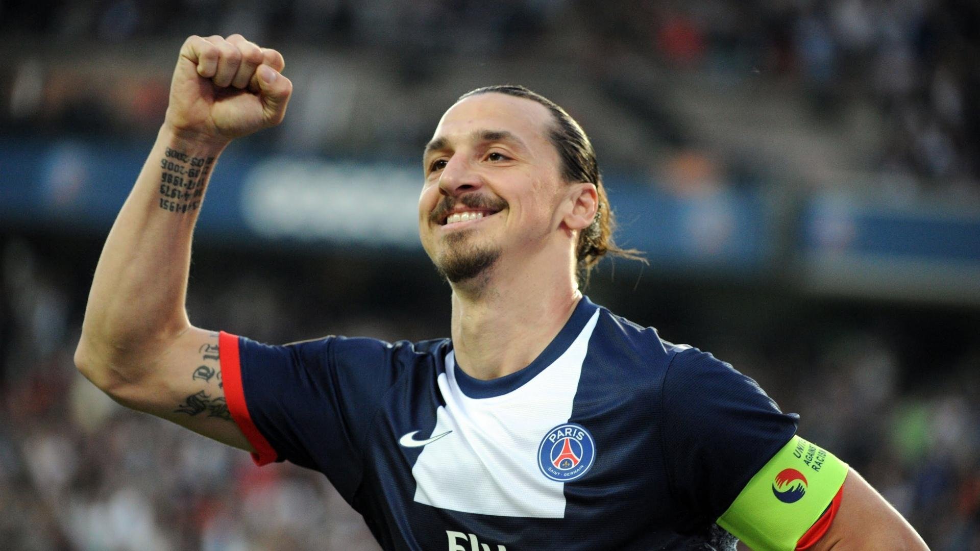 kaiyun.com-欧洲杯激情狂欢：让人血脉喷张的比赛瞬间，欧洲杯视频锦集